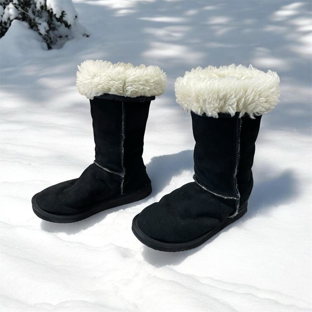 Emu Ridge Women's Size 6 Black Suede Mid Calf Boots Merino Wool Lining